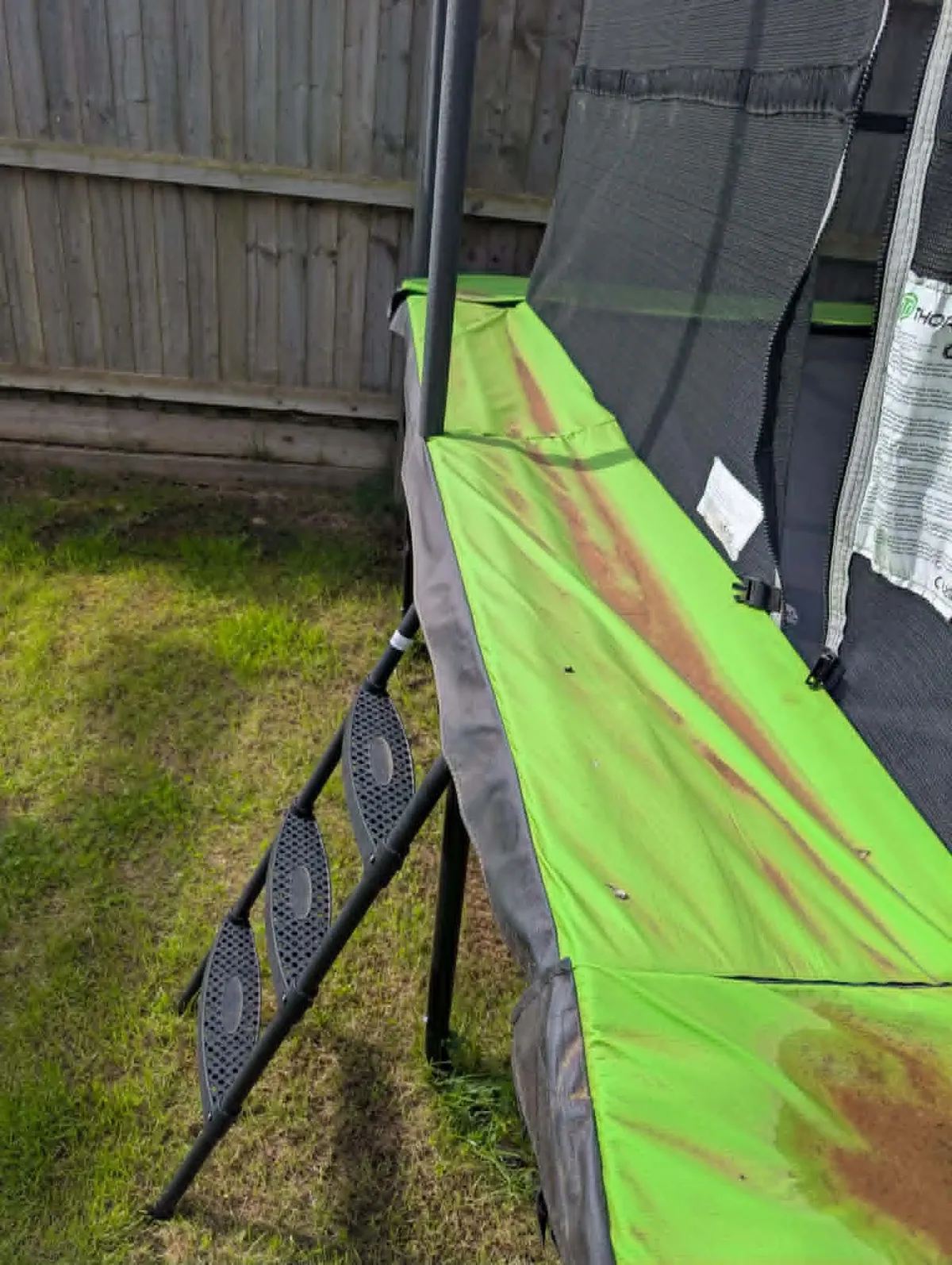 Dust accumulated on a trampoline